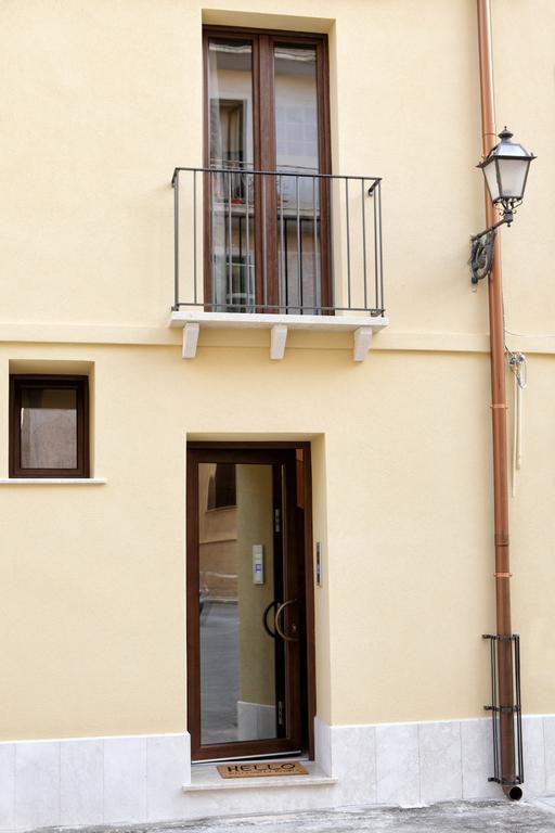 Duci Duci Appartamenti Trapani Exteriör bild